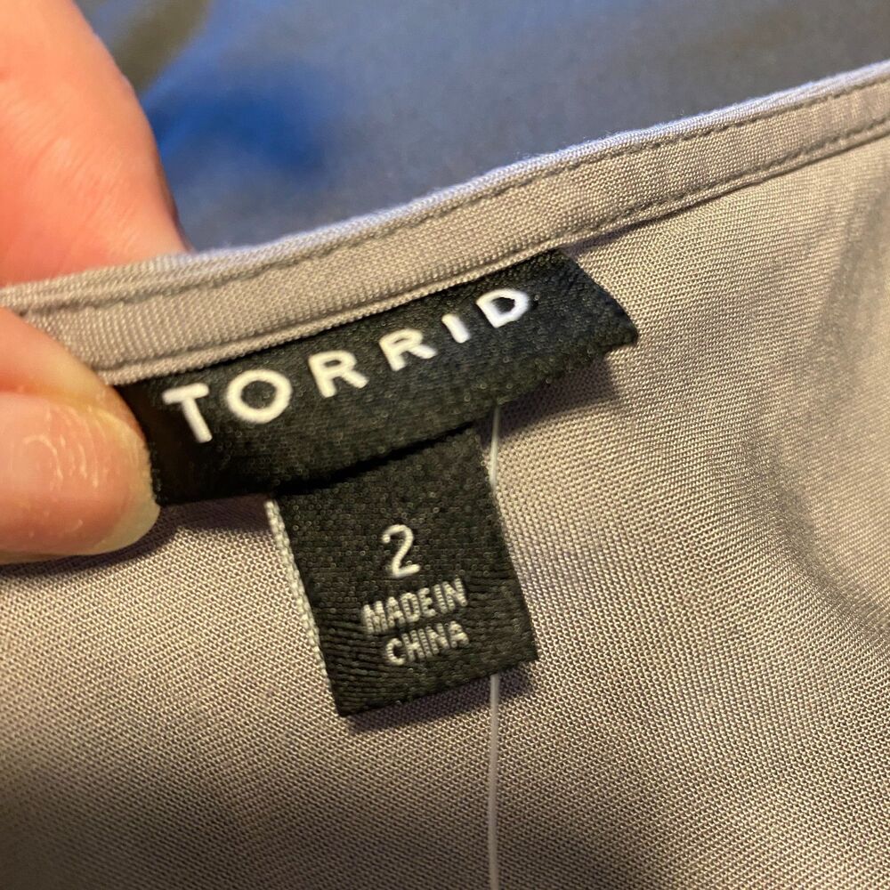 Torrid Women's Challis Camisole Top Size 2 (18/20) Grey Studded Swing NWT - Picture 7 of 12